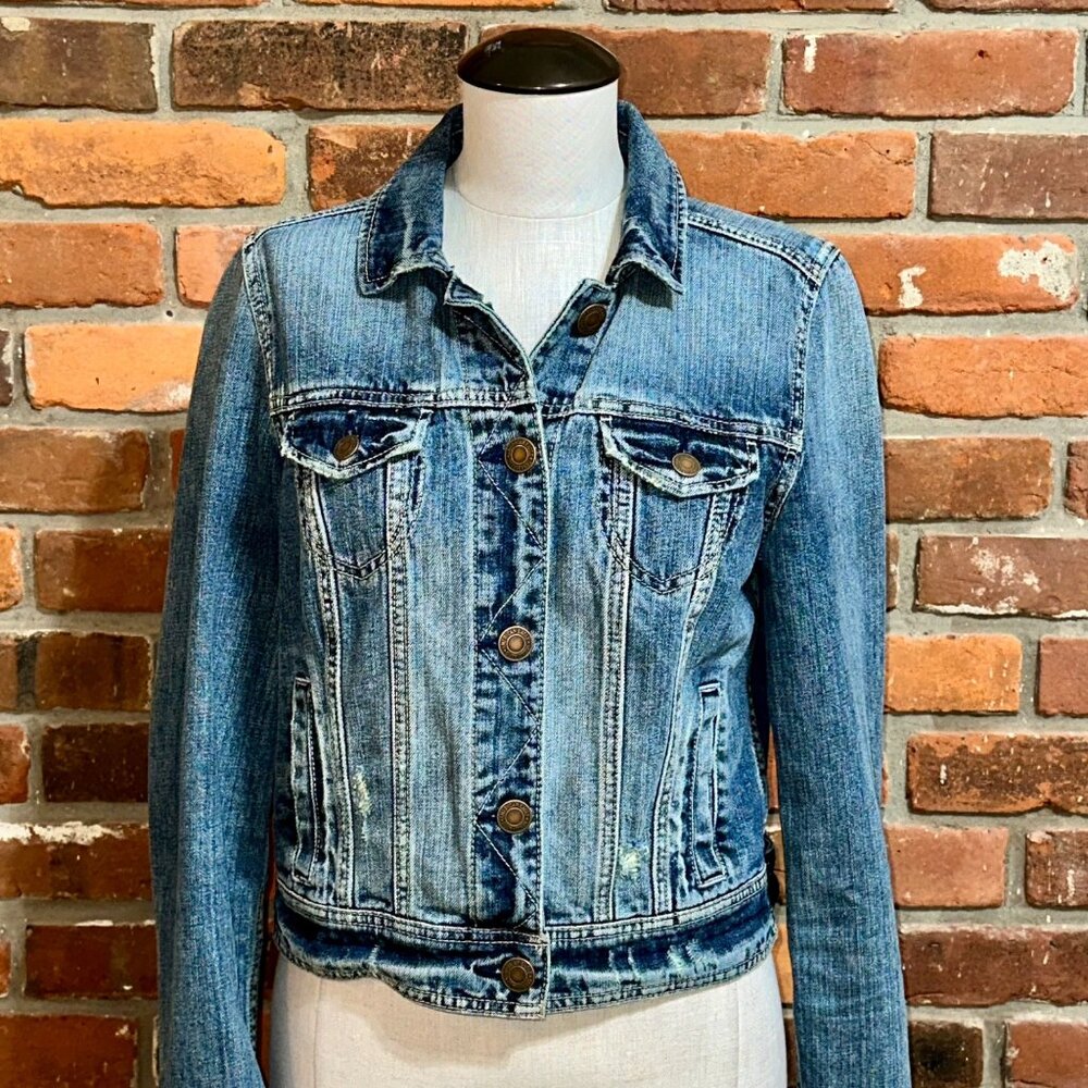 American Eagle Distressed Denim Jean Jacket Size Medium - Picture 2 of 8